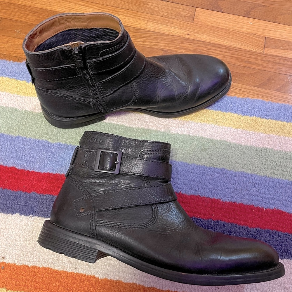 Clark men’s black leather boots sz 10